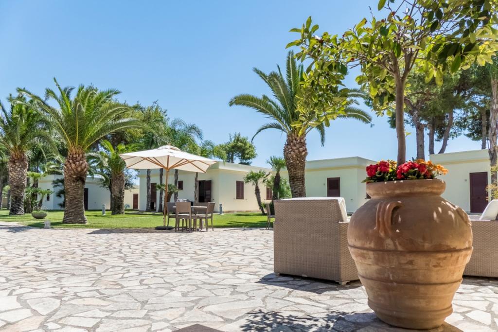 Resort Villa Hermosa Porto Cesareo Exterior photo