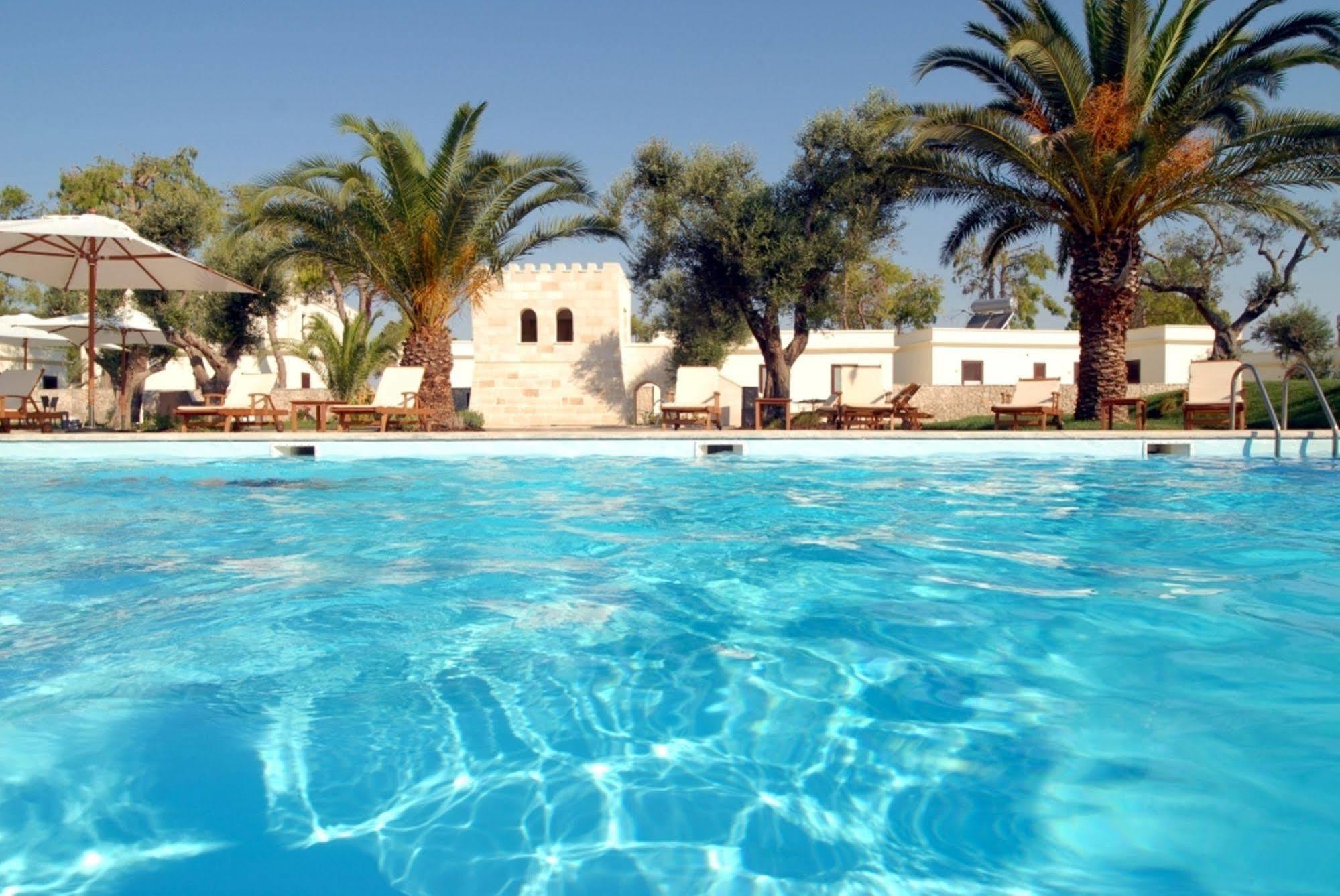 Resort Villa Hermosa Porto Cesareo Exterior photo